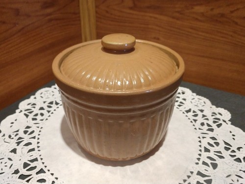 VINTAGE PRIMITIVE STONEWARE JAR WITH LID (WESTERN?) - Picture 2 of 12