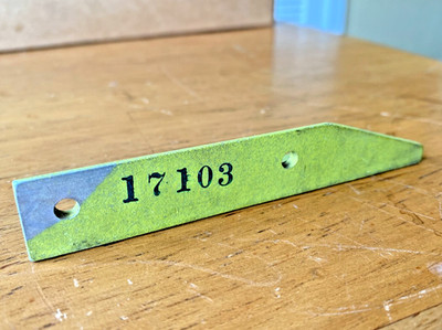 Piper PA-23-250 LH Outboard Flap Hinge 17103-00 760-865 Aztec Apache NEW