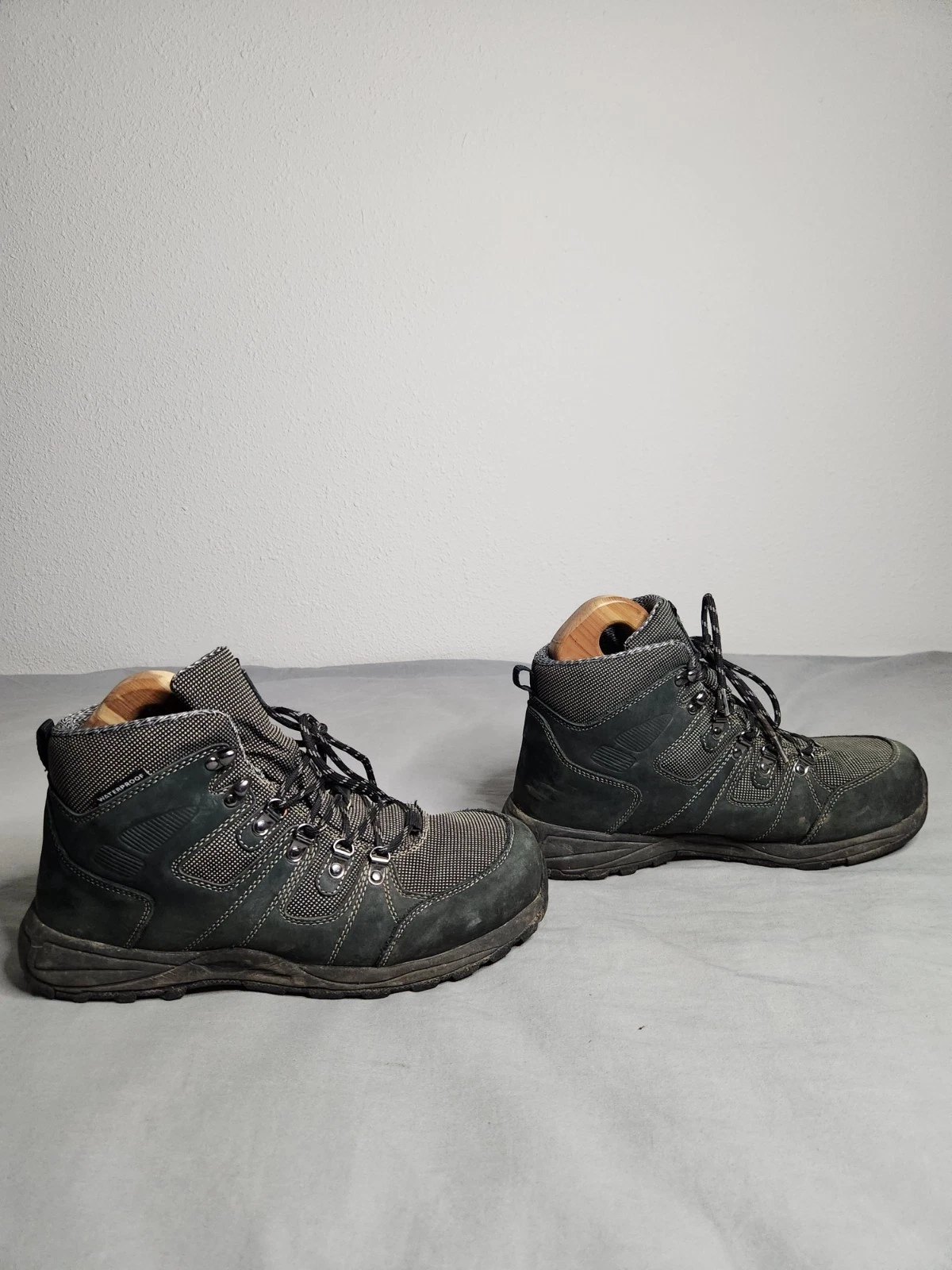 Drew Waterproof Trek Hiking Boots Mens Size 11W Gray Leather Outdoors 40697 EUC