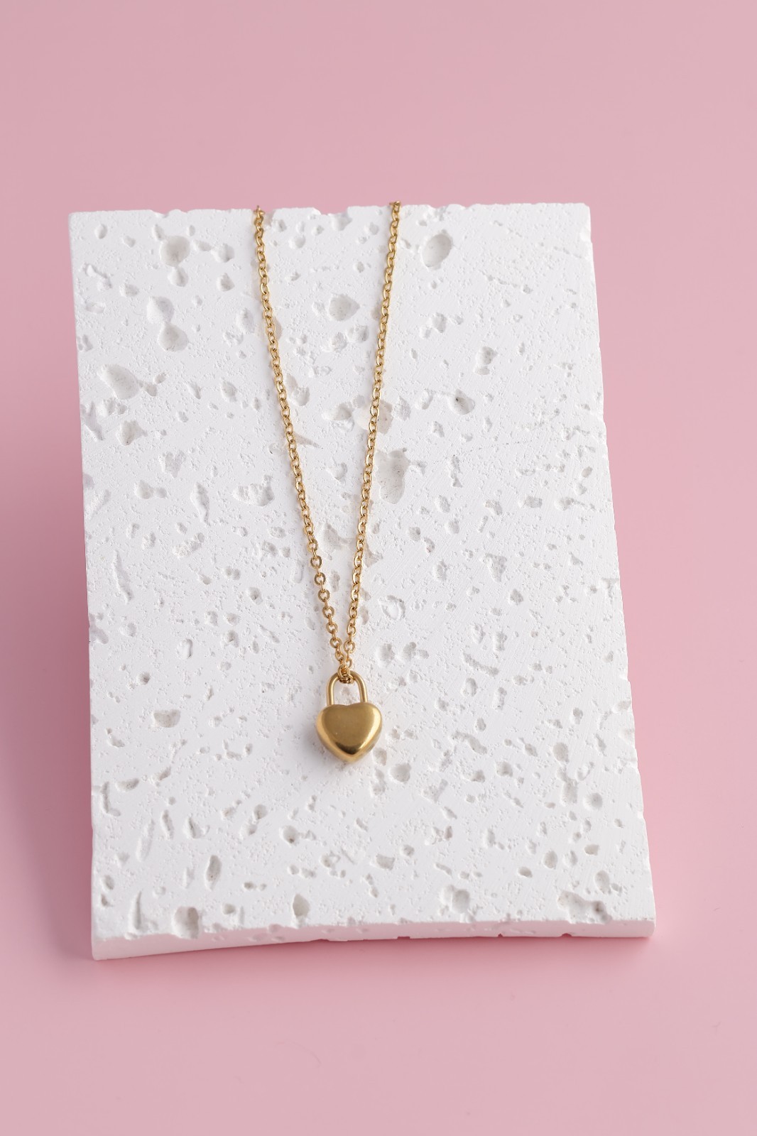 Cadena De Acero Inoxidable Chapada En Oro Dije De Corazón Candado Amuleto 