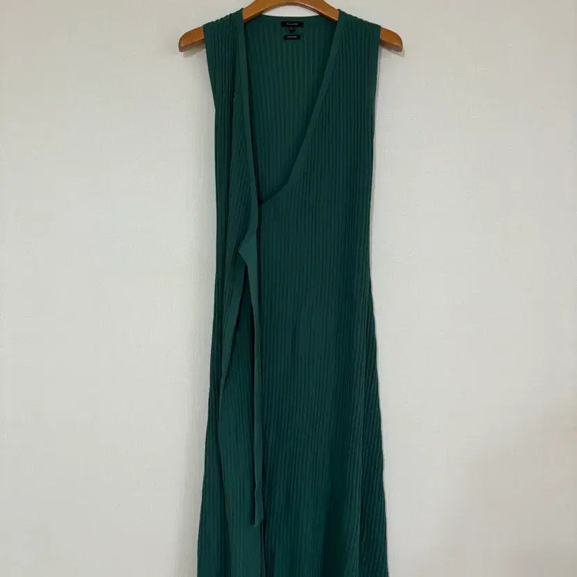 Massimo Dutti Green Wrap Dress S Fit 55-66 thumbnail 5
