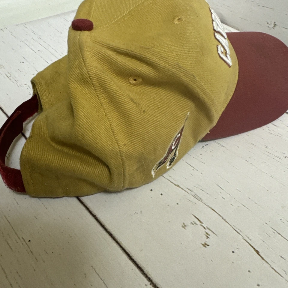 Cleveland Cavaliers Vintage SnapBack V3 Foto 3 de 4