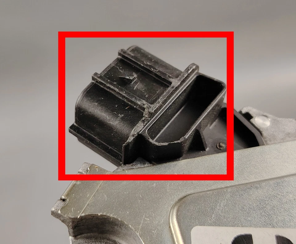 2018-2022 TOYOTA / LEXUS CAMRY COROLLA RAV4 VVTI SOLENOID ACTUATOR ASSEMBLY - Image 2 of 4