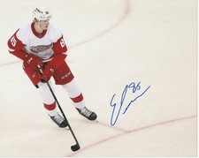 ELMER SODERBLOM DETROIT RED WINGS 8X10 AUTOGRAPHED SIGNED PHOTO WITH COA