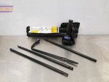 04 Chevy Silverado 1500 Jack And Tool Kit 5.3l Complete