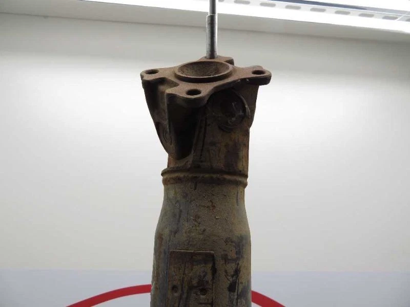 89-93 TOYOTA PICKUP 6CYL 2WD AT REAR DRIVE SHAFT ASSEMBLY Foto 2 de 4