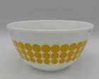 Vintage PYREX Yellow Polka Dot 1.5 QT Nesting Mixing Bowl 402 Retro 1967