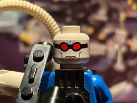 LEGO&reg; Batman 2006 Mr. Freeze Minifigure - From 7783 - Excellent Condition!