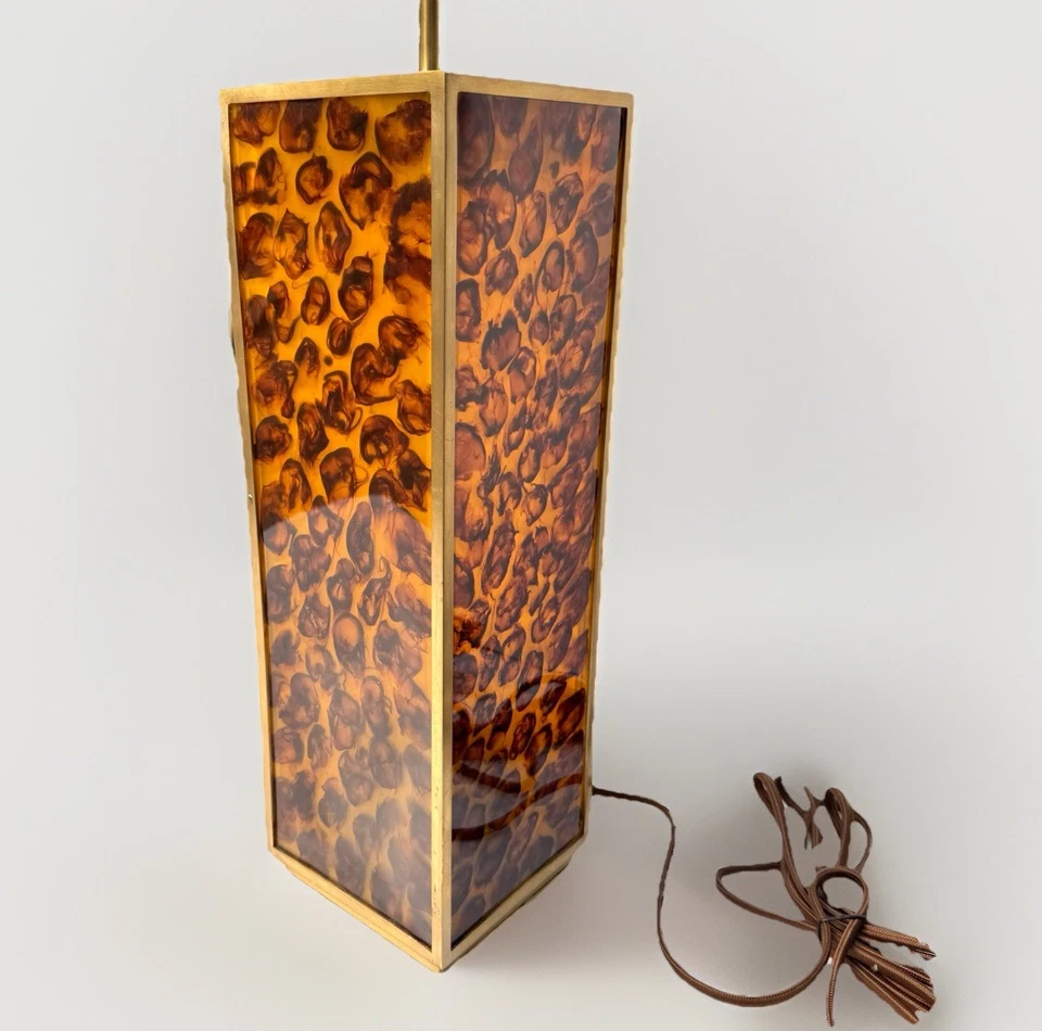 Visual Comfort AERIN Beecher Tortoiseshell Glass Table Lamp Brass EUC - Image 4 of 4