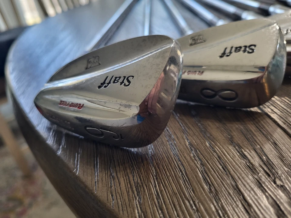 Rare Vintage Wilson Staff Tour Blades Fluid Feel Iron Set Of 9 Blade Set - Image 3 of 4