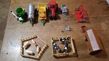 Véhicules avec Animaux , infrastructures et accessoires de ferme miniature