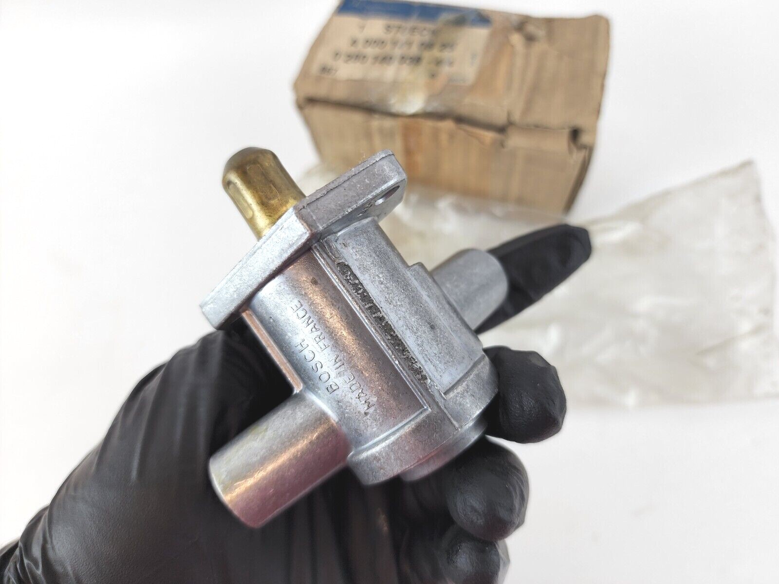 NOS Mercedes Benz Auxiliary Air Slide Valve 380SL SE 450SEL 500SEL 