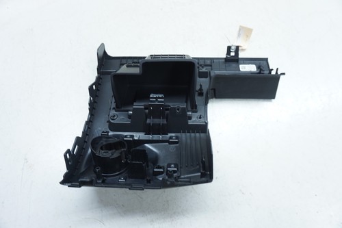 Volkswagen Atlas 2018-2023 OEM tablero delantero izquierdo moldura con bandeja de almacenamiento 3CN858365 - Imagen 6 de 8