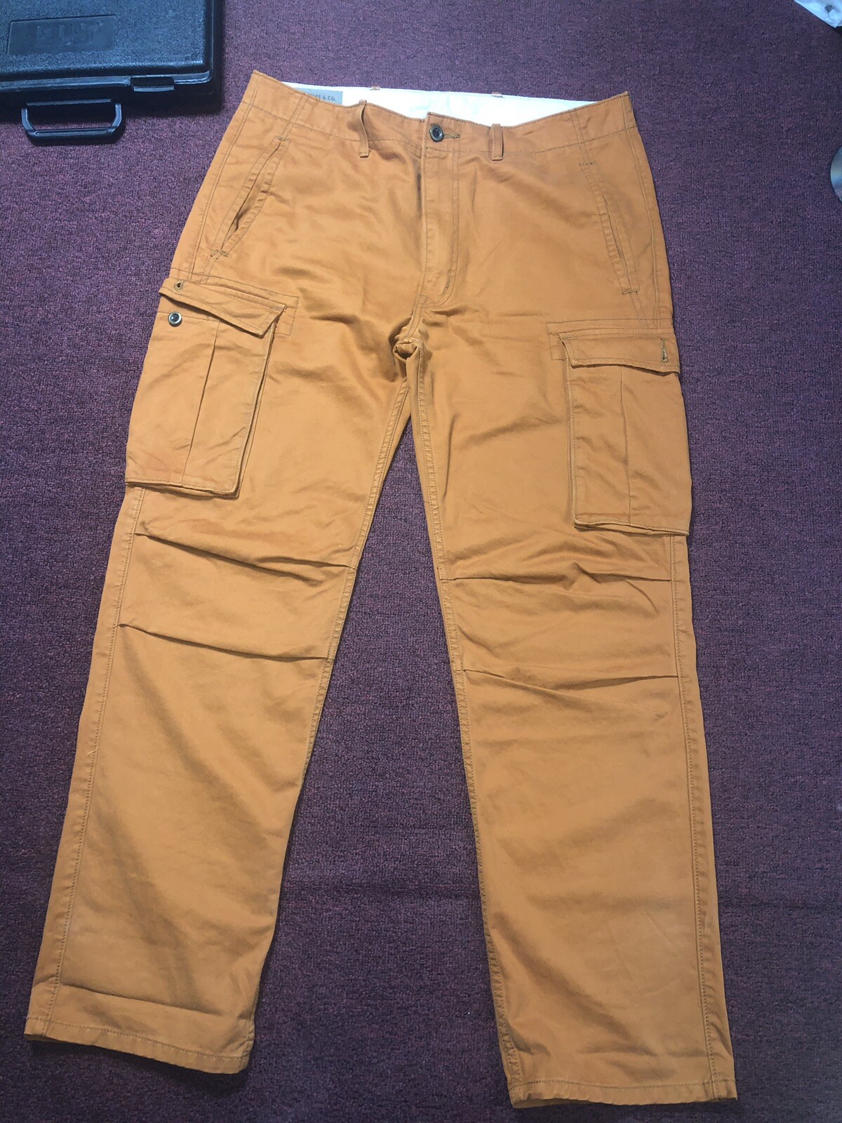 Picture 1 of 8