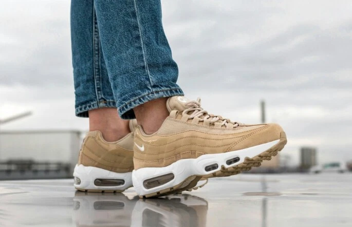 Nike air max 95 shop with jeans