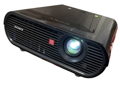 Sony VPL-BW7 Heimkino Multimedia Beamer 2000 Lumen Laufzeit 611 Std. v. Händler