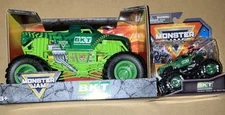 SPIN MASTER MONSTER JAM 2025 1:24 & 1:64 DIECAST GREEN BKT SERIES 26 & 40
