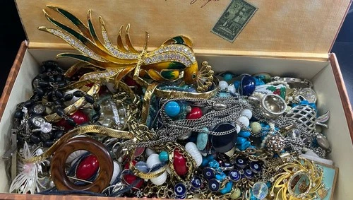 Estate Costume Jewelry Lot untested unsearched vintage to modern