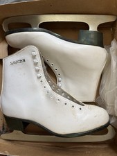 womens ice skates size 8,LANGE LIBRA, used only couple of times.