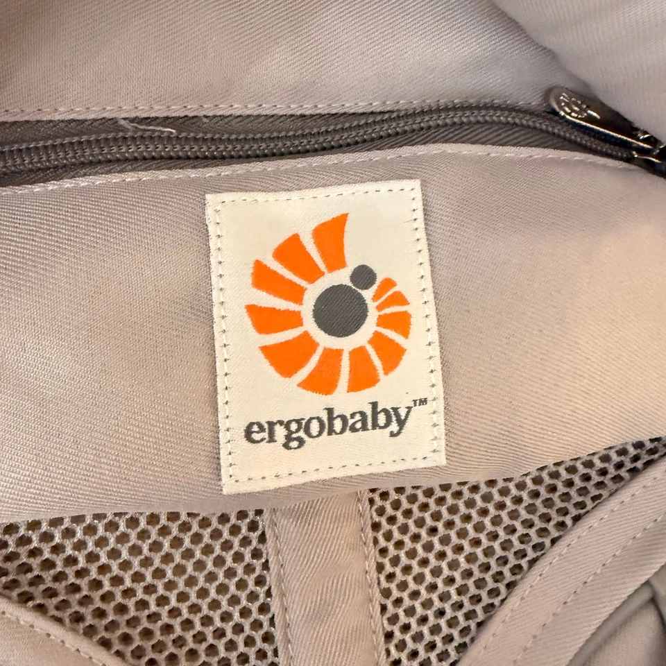 Ergobaby Pearl Grey Omni 360 Cool Air Mesh Ergonomic Baby Carrier - Image 4 of 4