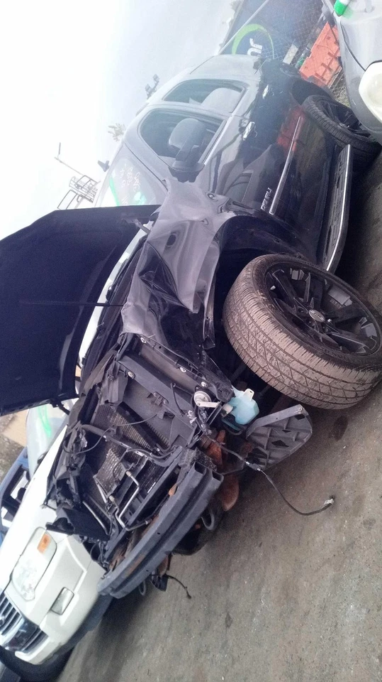 Guantera usada se adapta a: 2013 GMC Yukon grado A Foto 4 de 4