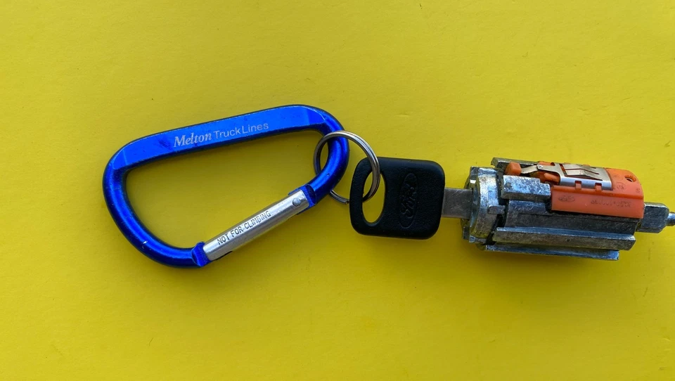 Ford E-350 SD 2005-2014 interruptor de encendido cilindro con llave OEM 1L3Z-11582-A Foto 4 de 4