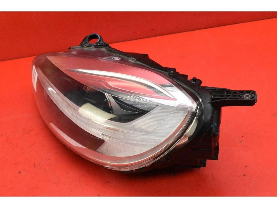 Volvo V40 2018 Scheinwerfer 31677018 MKO450372 - Bild 4 von 4