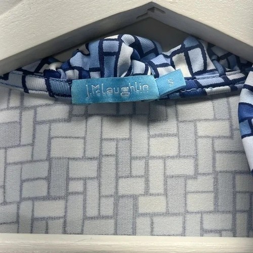 J McLaughlin Women’s Durham Knit Ruffle V Neck Top in Blue Mosaic Size Small - Picture 2 of 5