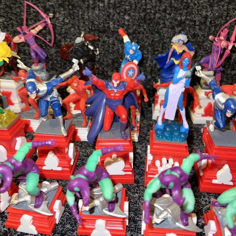 Marvel Heroes Chess Set. Pieces Only, No Board Or Box. See Pictures. - Image 3 of 4
