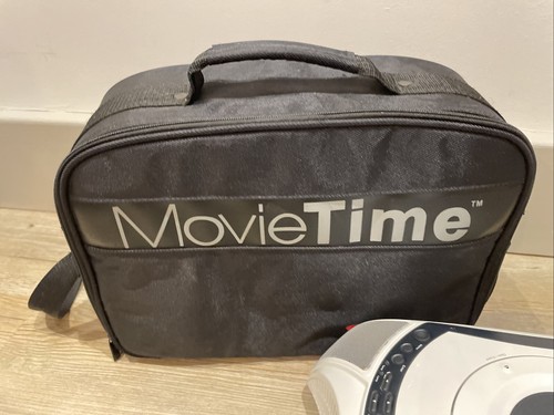 Optoma MovieTime DV10 portable all-in-one DVD player and projector 1000 lumen - Picture 2 of 7