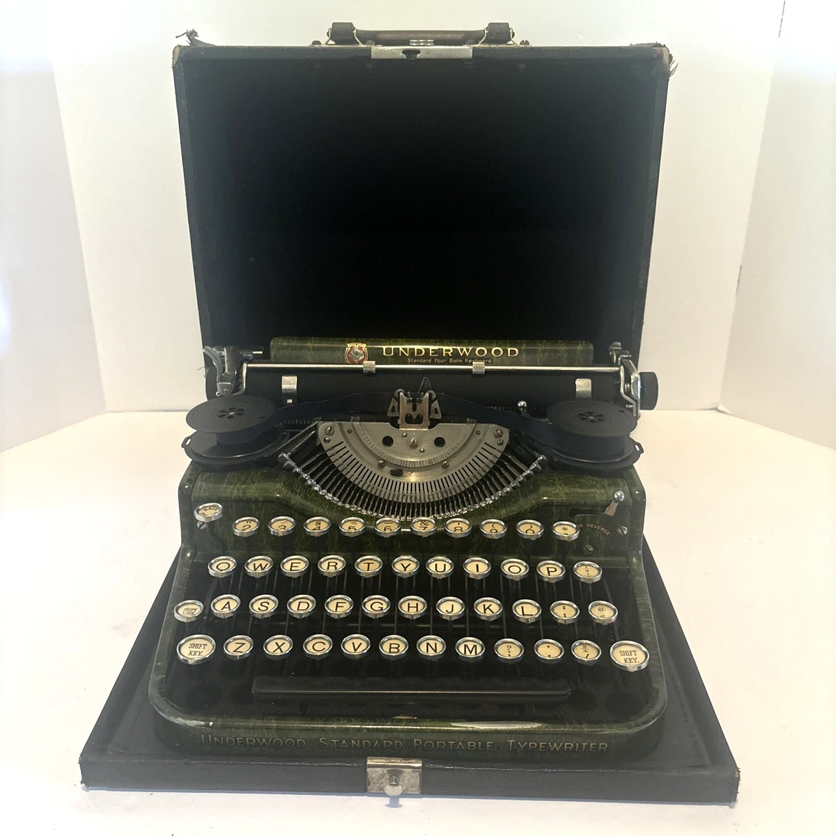 Underwood 钢收藏打字机| eBay