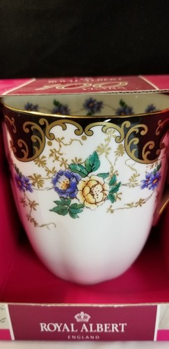 Royal Albert 100 Years 1910 DUCHESS MUG Boxed with tag # 27280917 - Picture 3 of 5