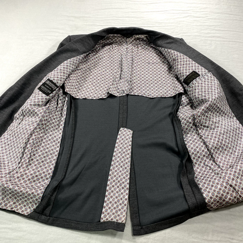 VINTAGE Cricketeer Blazer Mens 44R Gray Double Knit Polyester Sport Coat Jacket - Image 3 of 4