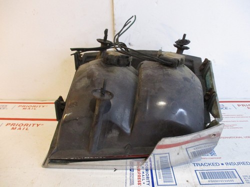 1983 DELTA 88 R RIGHT REAR PASSENGER Side TAILLIGHT Park Lamp Marker LENS BRAKE - Picture 7 of 12