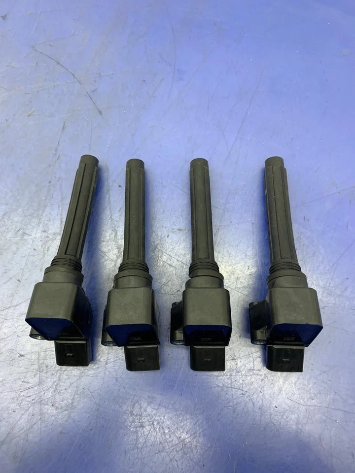 AUDI A5 2019-2021 OEM 2,0 L TURBO JUEGO DE BOBINAS DE ENCENDIDO (4 piezas) 17 k* 06L905110 Foto 2 de 4