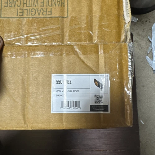 Hinkley Lighting 55000 BZ Line Voltage Spot - 1 Light 120V Bronze - Picture 1 of 5