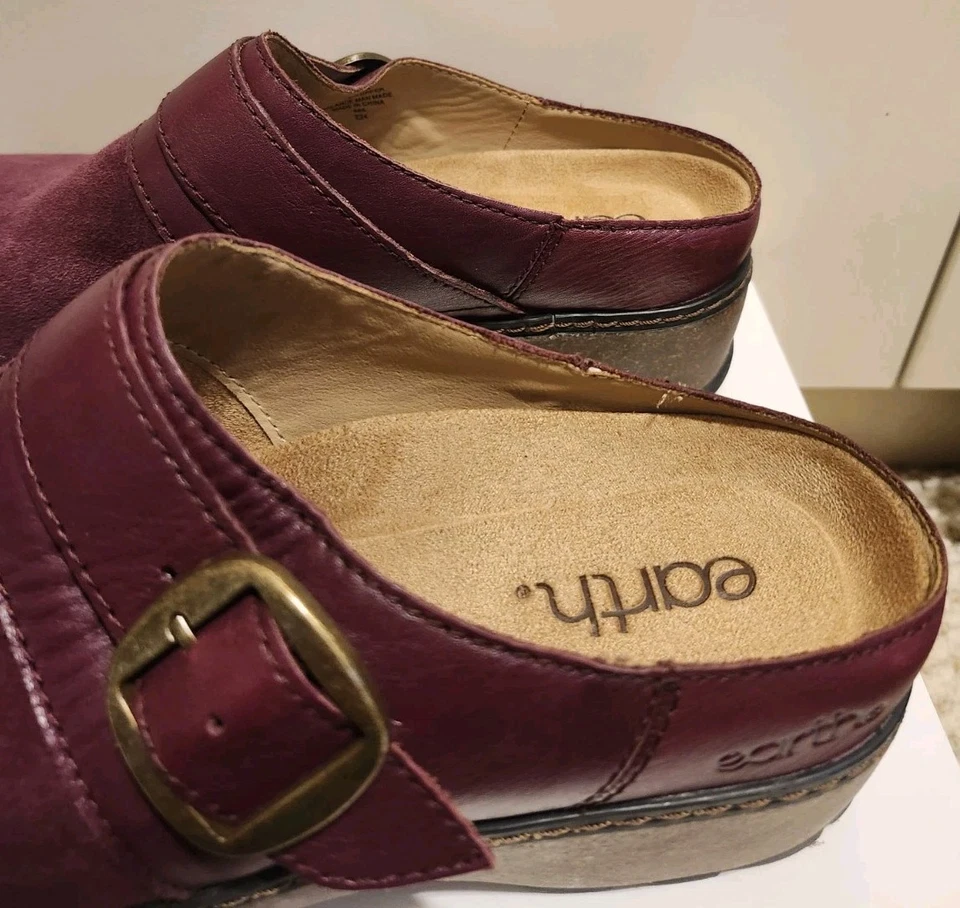 Zuecos Earth "Kulla" Rojo Oscuro Gamuza/Cuero Borde Ultra Acolchados Talla 8 Ret $110 Foto 3 de 4