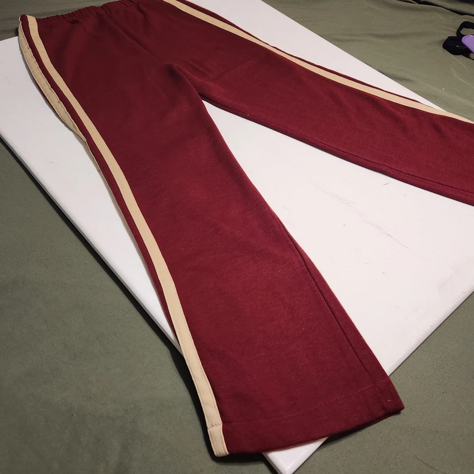 Calça de moletom vintage anos 80 malha borgonha vermelha faixa listras b menino feita nos EUA - Imagem 2 de 4