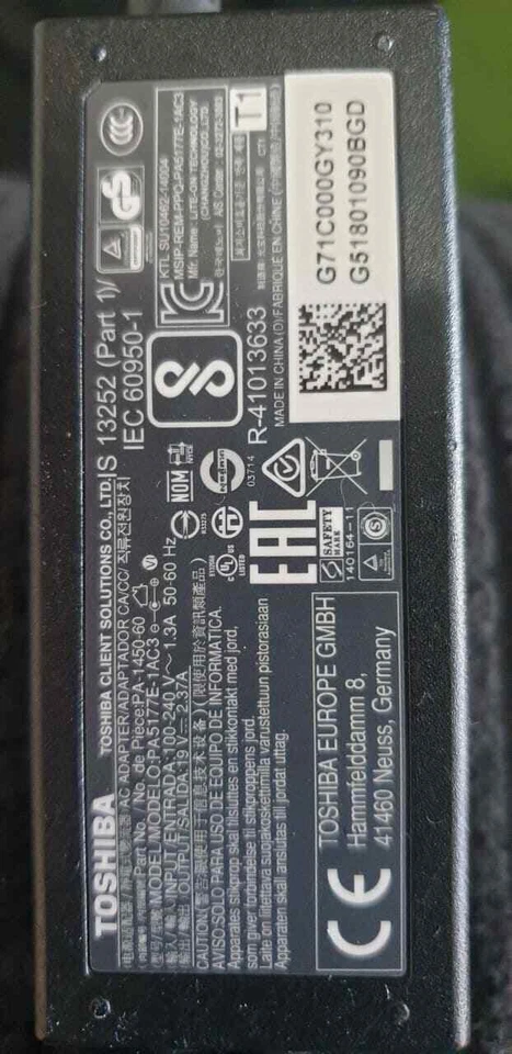 Toshiba Portege Laptop Z30-A-1FD i5-4210U 8GB 512GB SSD 13.3" Bluetooth Backlit - Image 2 of 4