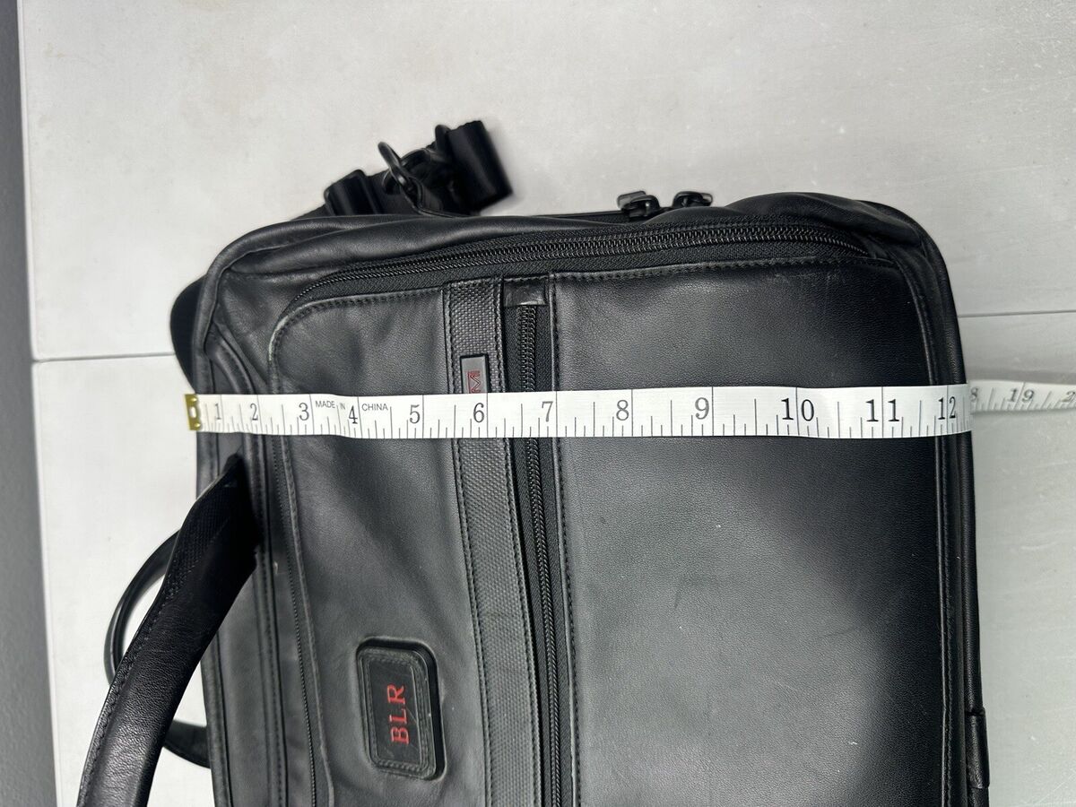 TUMI Alpha 2 Black Leather Messenger 16 TUMI Alpha 2 Black Leather Messenger 16
