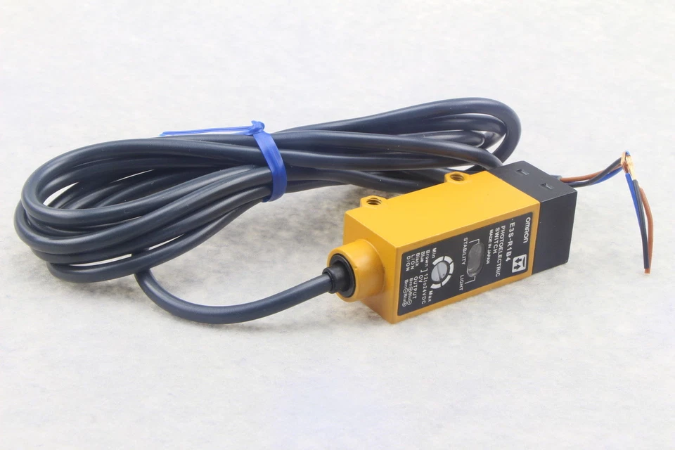 Omron E3S-R1B4 Photoelectric Switch New One Free Shipping E3SR1B4 - Image 3 of 4