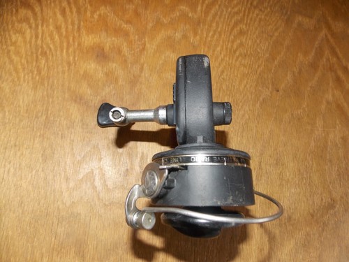 Garcia 3000 Spinnrolle (RH/LH) sehr glatt & sauber kaum benutzt 11/25 - Bild 3 von 6