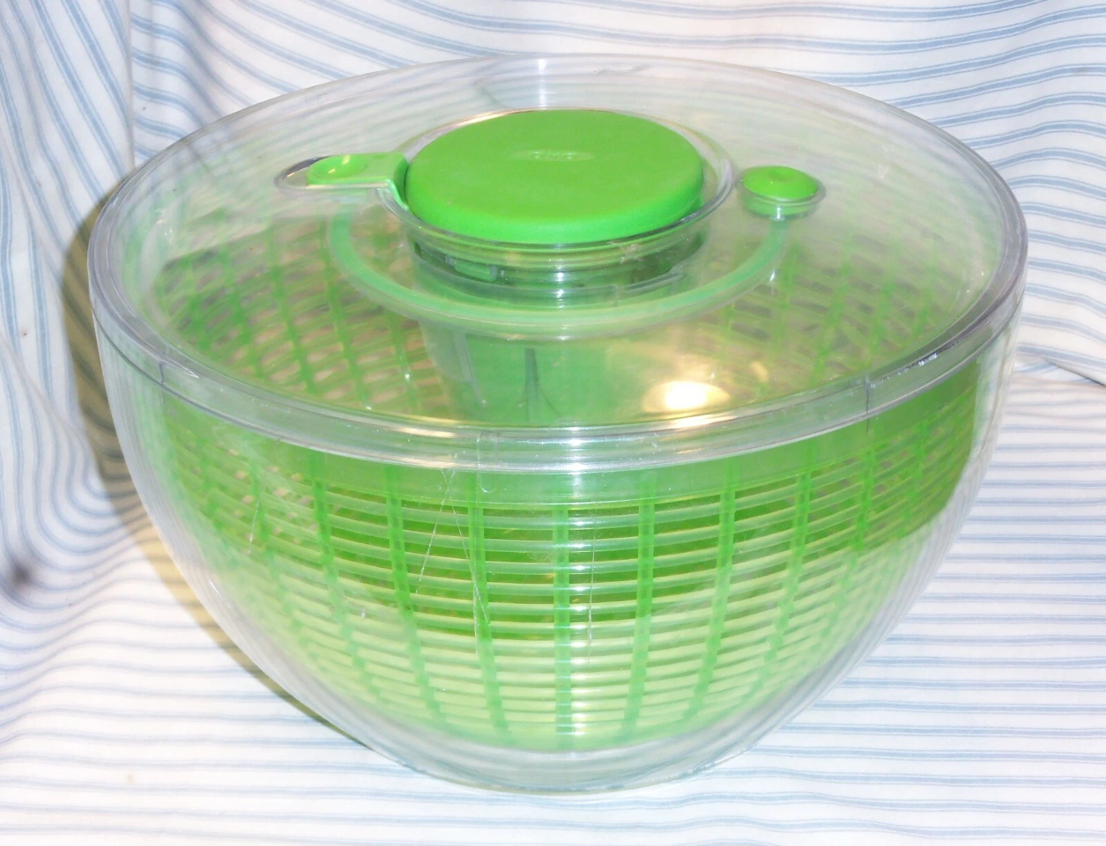 Large 10” GREEN OXO Good Grips Salad Spinner 1155901