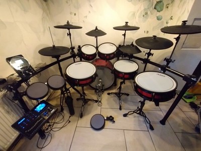 E - Drum , Alesis Strike Pro SE + Millenium Mps 450 + Roland Pads + 3x Cases