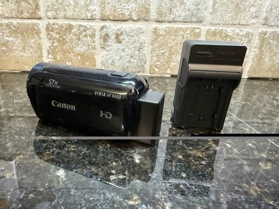 Canon VIXIA HF R600 Video Camcorder Camera Full HD 57x Zoom CMOS