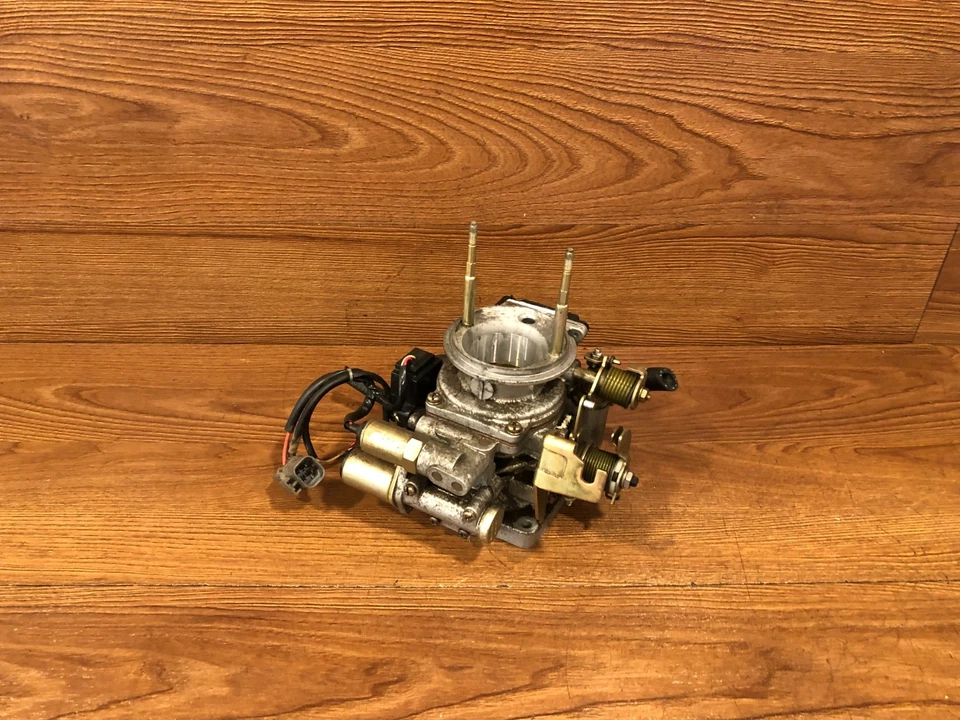 Camioneta pickup Nissan D21 1991-1994 carrocería rígida 2,4 L carrocería del acelerador conjunto TPS fabricante de equipos originales Foto 2 de 4