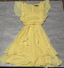 Yellow Tommy Hilfiger V-Neck Ruffle Chiffon Clip Dot Tie Waist Tiered Dress Sz 8