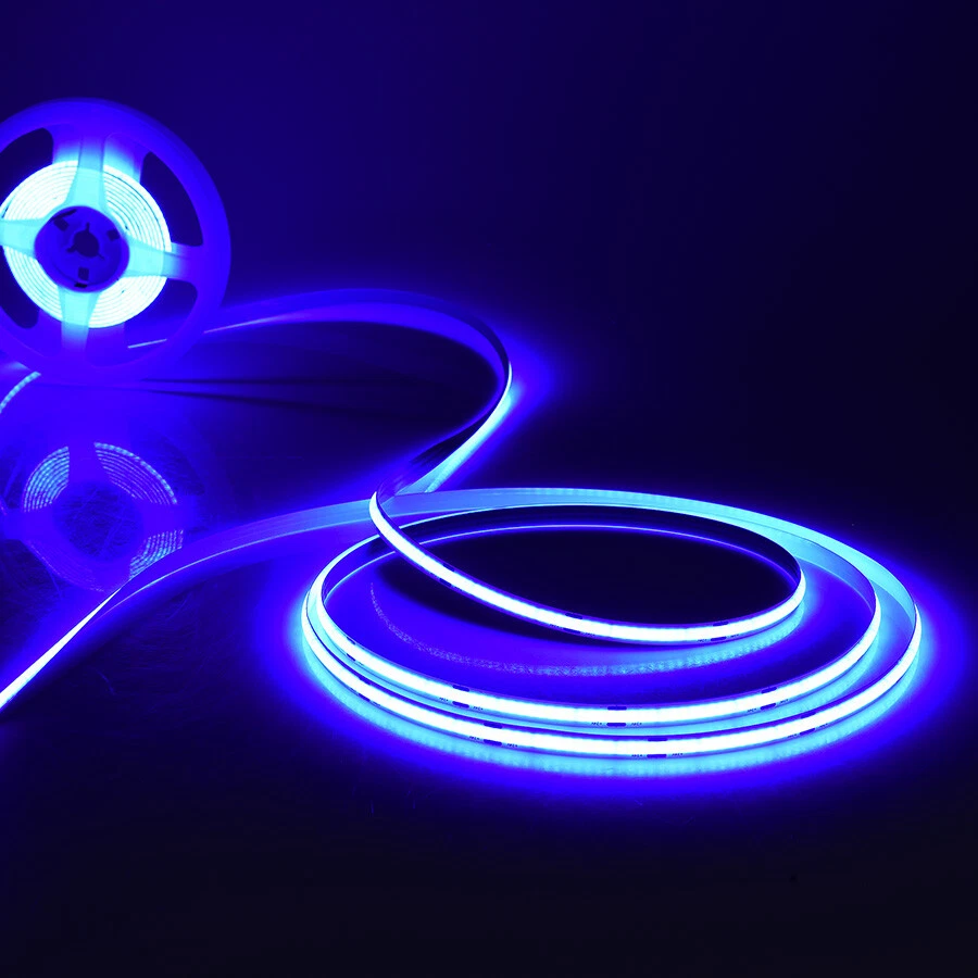 Striscia Strip LED COB 10W a Metro Luminosa 5MT 24V luce Flessibile tagliabile - Immagine 3 di 4