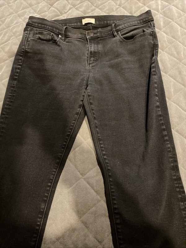 Loft Outlet Women’s Black Jeans Size 14