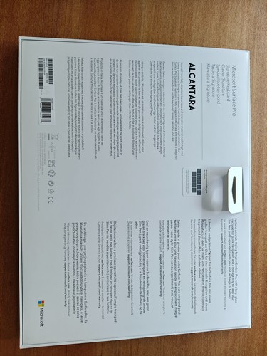 Microsoft Surface Pro 11 X 9 8 UK Signature Keyboard Cover - Green Forest- 1864 - Bild 5 von 5